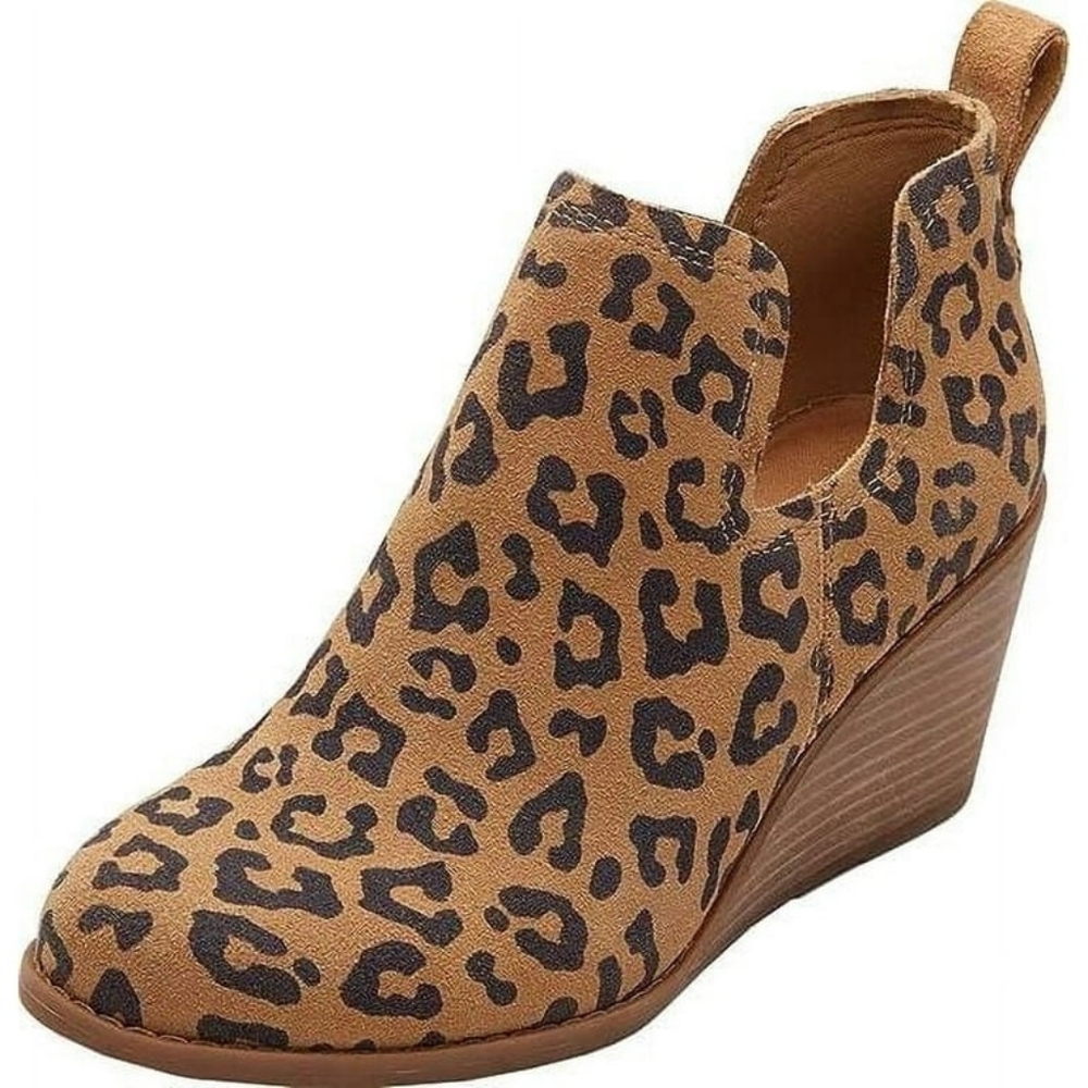EUC Toms Kallie Doe Size 11 Cheetah Print Suede Ankle Boots!